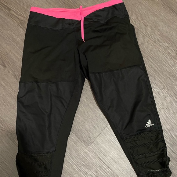 Adidas Capri’s - Picture 1 of 1